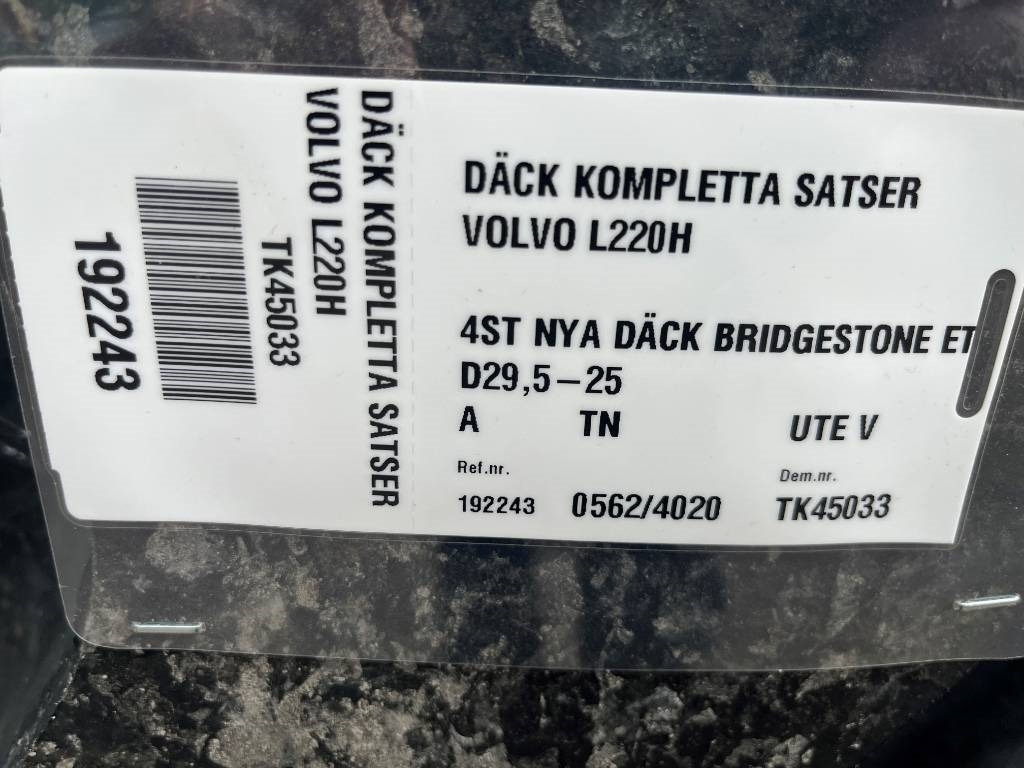 Bridgestone 29,5R25 Nya däck New Tyre - Wheel and tire package: picture 3 Bridgestone 29,5R25 Nya däck New Tyre - Wheel and tire package: picture 3