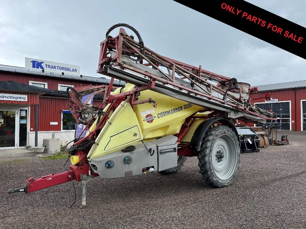 Hardi Commander 3200 Dismantled: only spare parts - Trailed sprayer: picture 1 Hardi Commander 3200 Dismantled: only spare parts - Trailed sprayer: picture 1