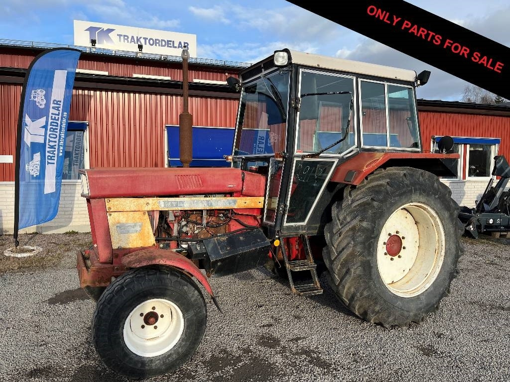 International 844 Dismantled: only spare parts - Farm tractor: picture 1 International 844 Dismantled: only spare parts - Farm tractor: picture 1