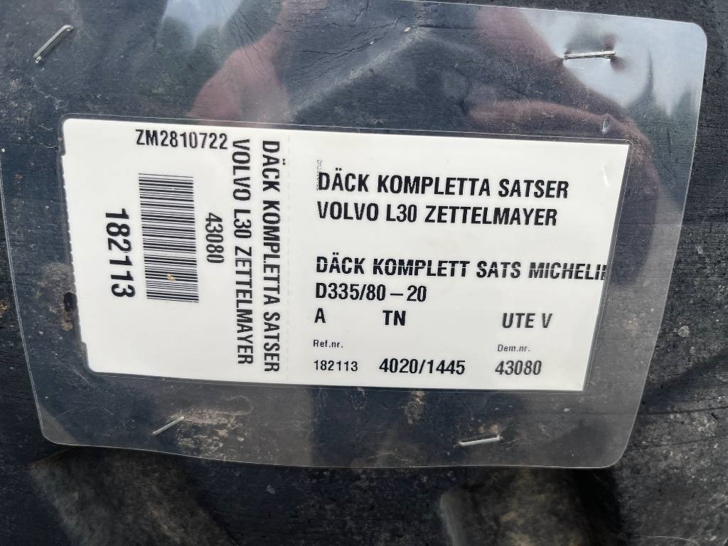 Michelin 335/80-20 till Volvo L30 Zettelmeyer - Tire for Construction machinery: picture 2 Michelin 335/80-20 till Volvo L30 Zettelmeyer - Tire for Construction machinery: picture 2