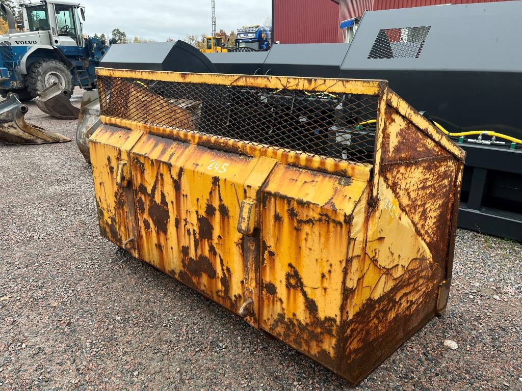 Snöskopa / Lättmatrialskopa Lilla Bm fästet - Bucket for Construction machinery: picture 5 Snöskopa / Lättmatrialskopa Lilla Bm fästet - Bucket for Construction machinery: picture 5