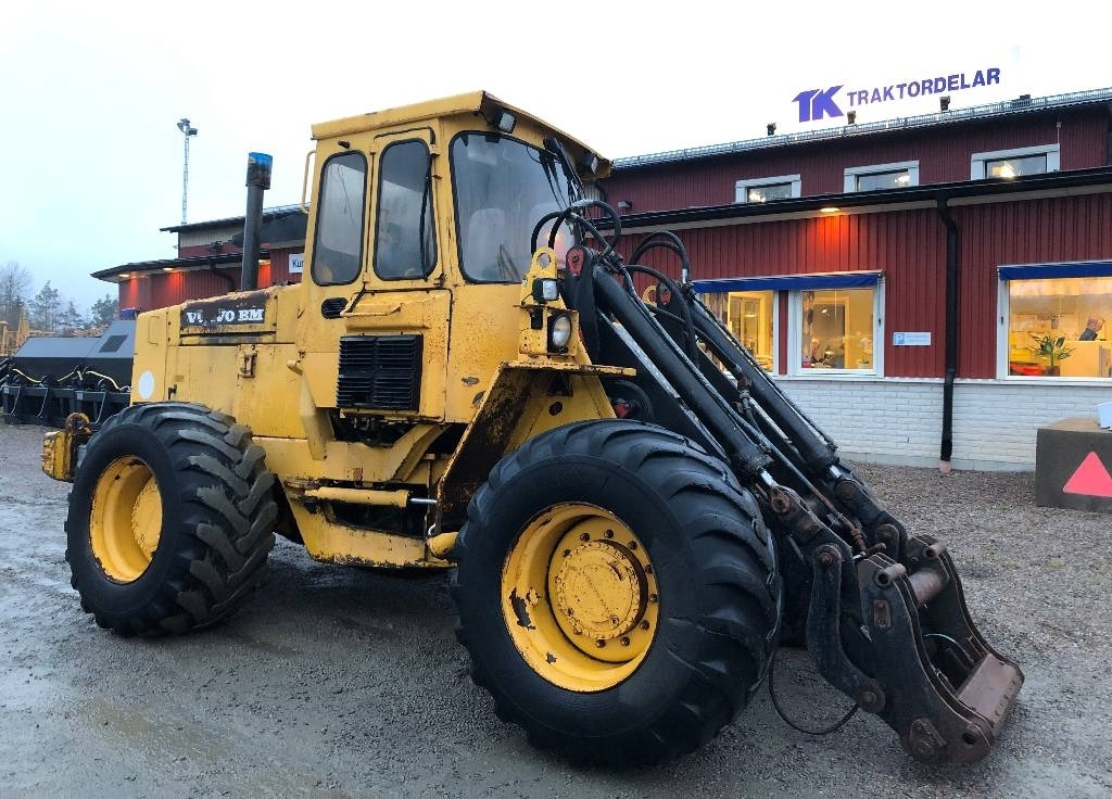 Volvo L70 Dismantled: only spare parts - Wheel loader: picture 1 Volvo L70 Dismantled: only spare parts - Wheel loader: picture 1