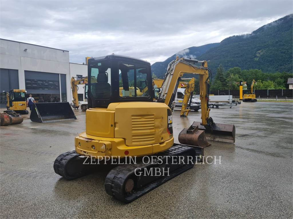 CAT 305.5E2CR - Crawler excavator: picture 2 CAT 305.5E2CR - Crawler excavator: picture 2