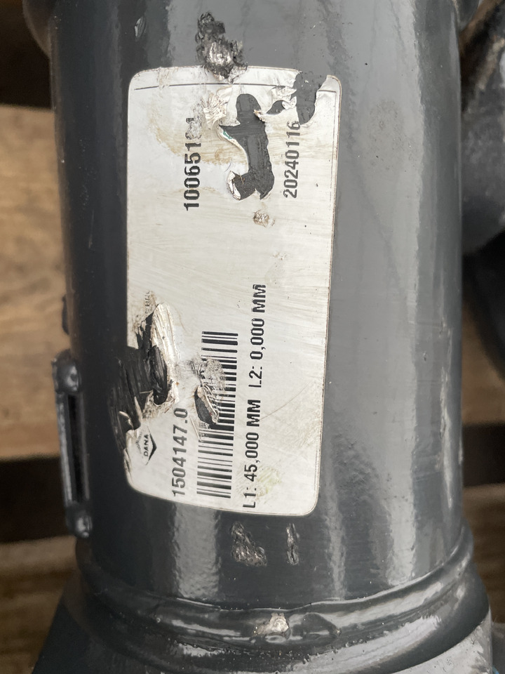 Claas Xerion 4000-5000 - wał wałek przegubowy przegub 0015041470 - Propeller shaft for Agricultural machinery: picture 2 Claas Xerion 4000-5000 - wał wałek przegubowy przegub 0015041470 - Propeller shaft for Agricultural machinery: picture 2