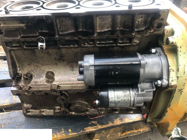 DEUTZ F2L1011 - Rozrusznik - Starter for Agricultural machinery: picture 1 DEUTZ F2L1011 - Rozrusznik - Starter for Agricultural machinery: picture 1