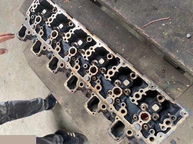 Deutz TCD 2013 L06 4V - Głowica Cylindrów - Cylinder head for Agricultural machinery: picture 2 Deutz TCD 2013 L06 4V - Głowica Cylindrów - Cylinder head for Agricultural machinery: picture 2