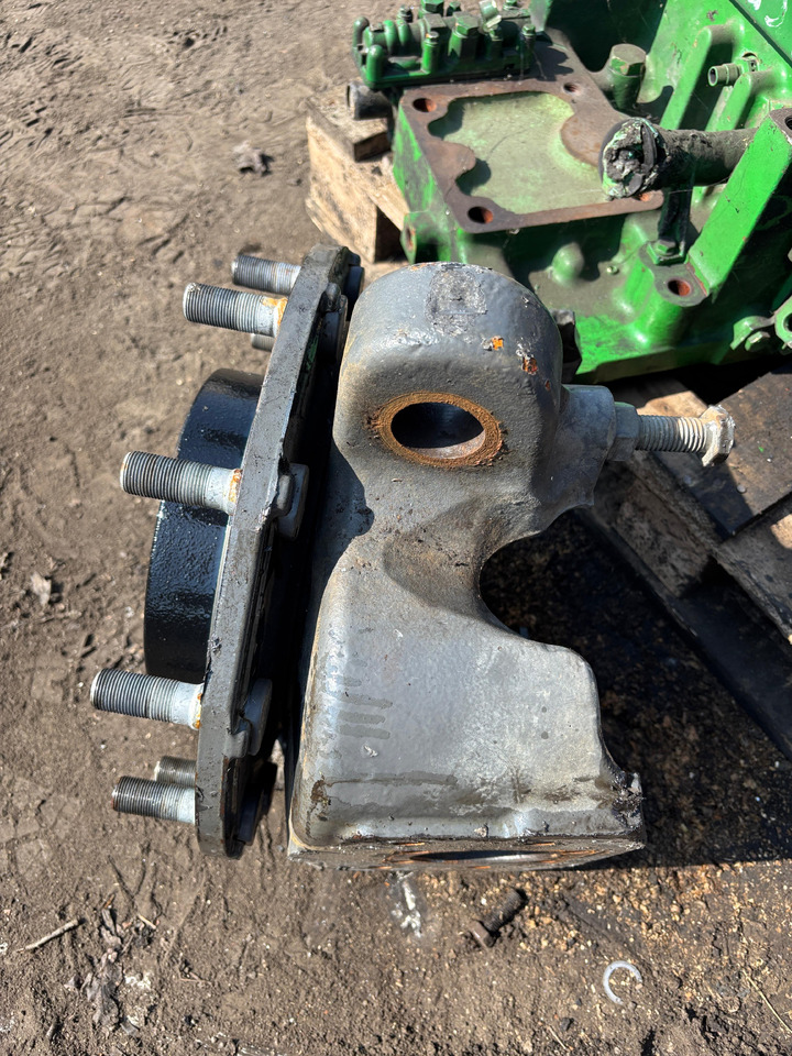 Fendt 720 722 724 726 Zwrotnica z piastą Komplet - Steering knuckle for Agricultural machinery: picture 2 Fendt 720 722 724 726 Zwrotnica z piastą Komplet - Steering knuckle for Agricultural machinery: picture 2