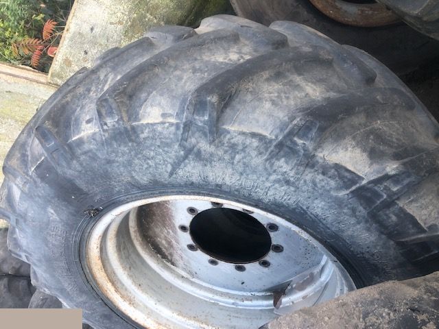 JCB Fastrack - Koła 480/70 R30 - Wheel and tire package for Agricultural machinery: picture 5 JCB Fastrack - Koła 480/70 R30 - Wheel and tire package for Agricultural machinery: picture 5