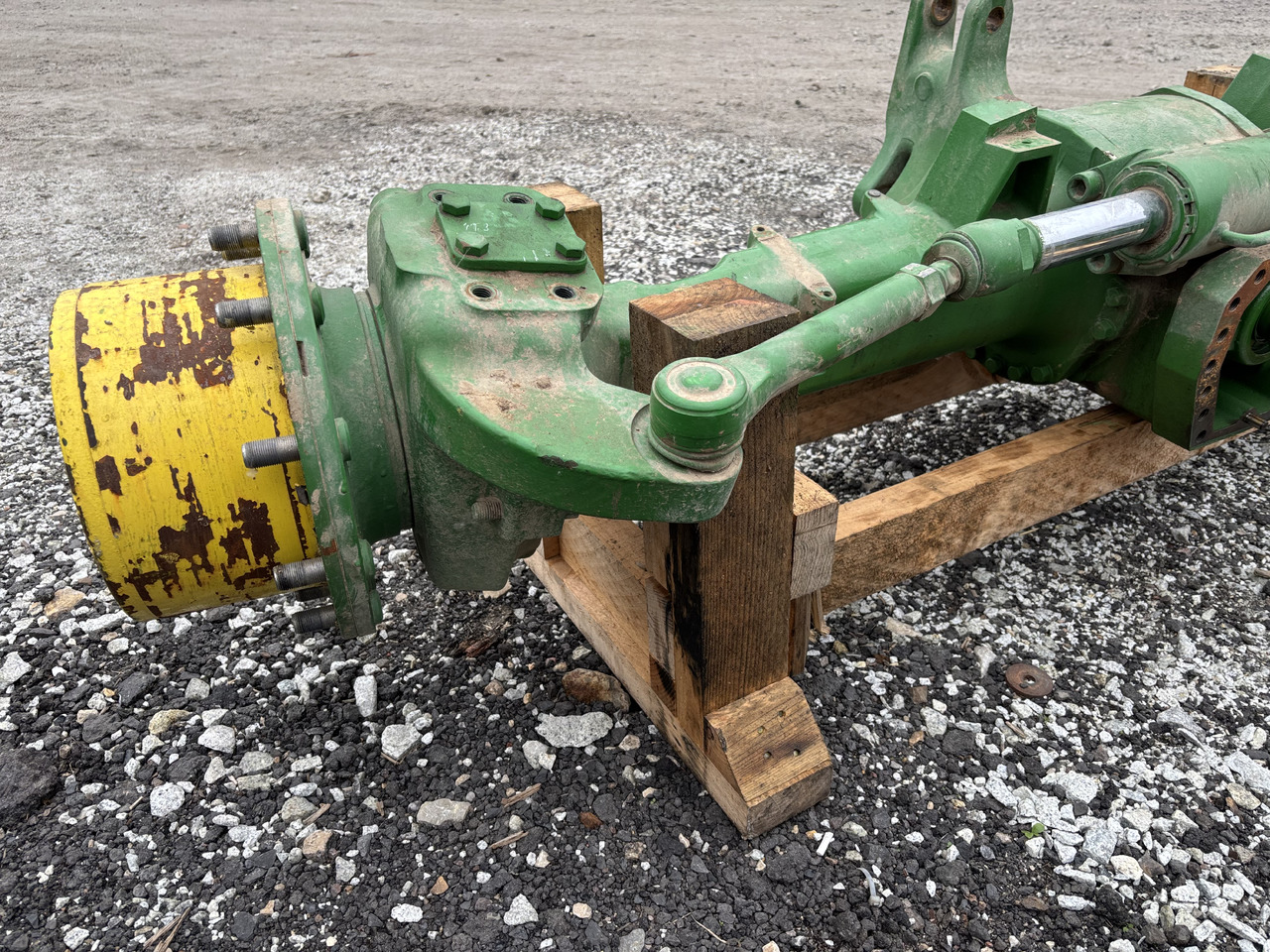 John Deere 6175 6195 6215 6R 175 195 215 Obudowa Zwrotnicy L216965 - Steering knuckle for Agricultural machinery: picture 1 John Deere 6175 6195 6215 6R 175 195 215 Obudowa Zwrotnicy L216965 - Steering knuckle for Agricultural machinery: picture 1