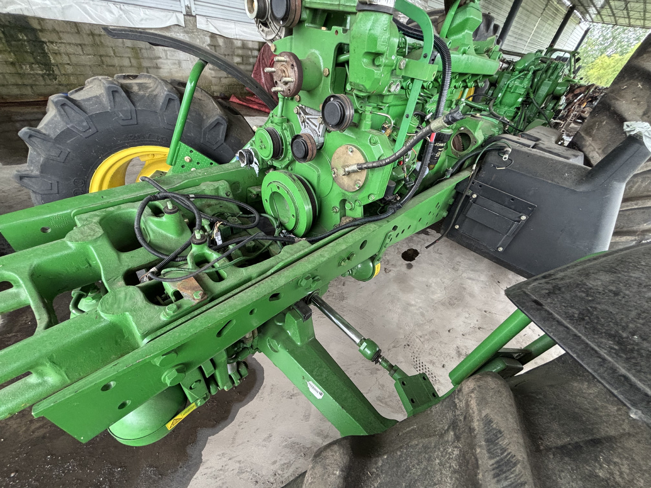 John Deere 6510, 6610 Rama główna AL119611 AL113072 - Frame/ Chassis for Agricultural machinery: picture 2 John Deere 6510, 6610 Rama główna AL119611 AL113072 - Frame/ Chassis for Agricultural machinery: picture 2