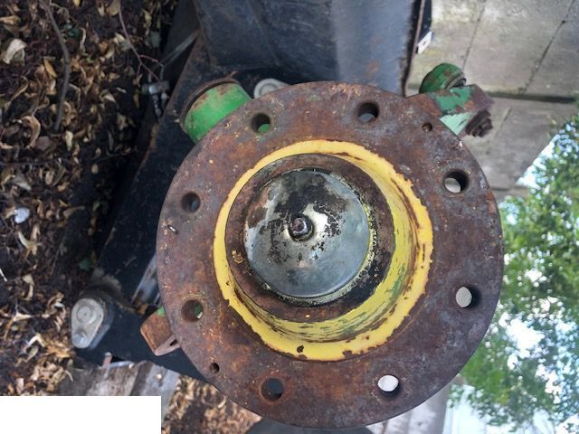 John Deere 6810 - Piasta Koła - Hub for Agricultural machinery: picture 1 John Deere 6810 - Piasta Koła - Hub for Agricultural machinery: picture 1