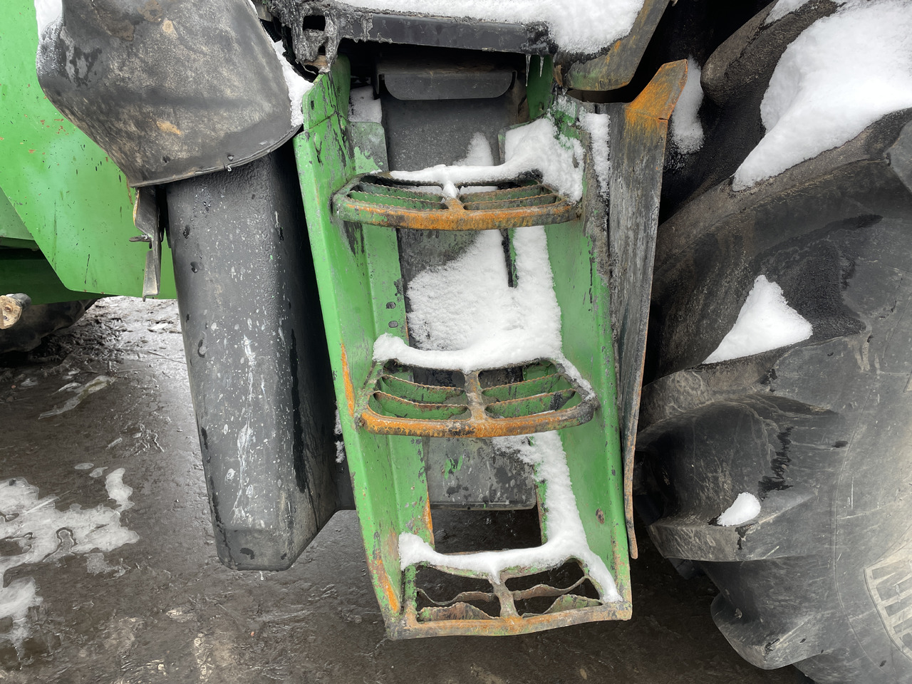 John Deere 6830 - schody schodki AL156877 - Footstep for Agricultural machinery: picture 1 John Deere 6830 - schody schodki AL156877 - Footstep for Agricultural machinery: picture 1