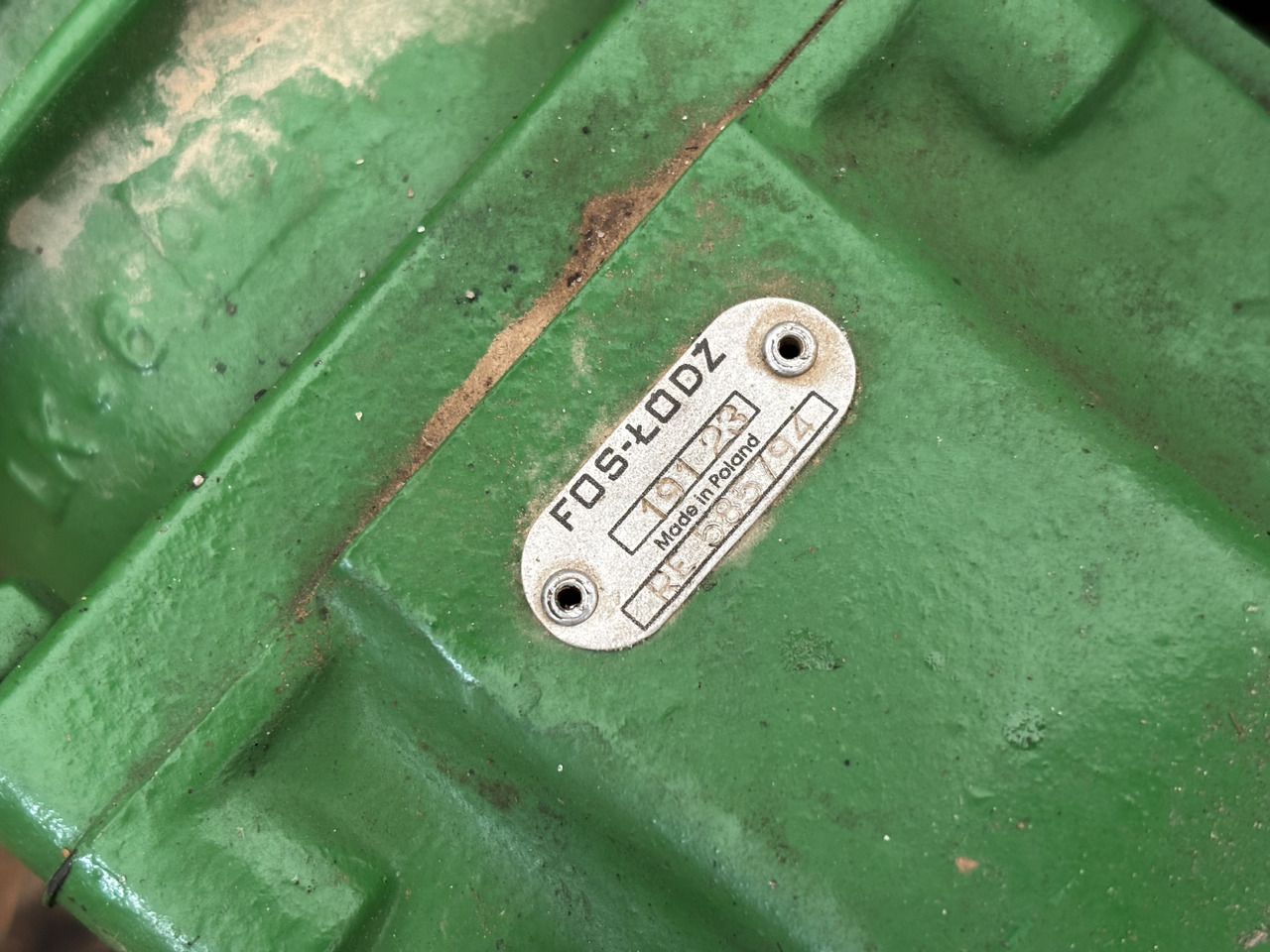 Air brake compressor for Agricultural machinery John Deere 8R 8RX 250 310 370 410 Kompresor Powietrza RE585794: picture 6 Air brake compressor for Agricultural machinery John Deere 8R 8RX 250 310 370 410 Kompresor Powietrza RE585794: picture 6