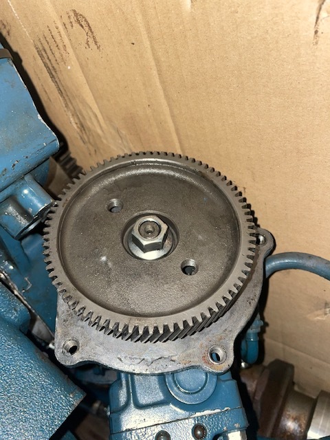 Kubota V3600-T wałek rozrządu , rozrząd koła zębate - Camshaft for Agricultural machinery: picture 1 Kubota V3600-T wałek rozrządu , rozrząd koła zębate - Camshaft for Agricultural machinery: picture 1