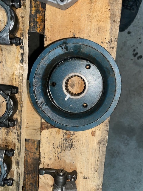 Kubota v3600 klawiatura koło Pasowe szklanka popychacza - Engine and parts for Agricultural machinery: picture 4 Kubota v3600 klawiatura koło Pasowe szklanka popychacza - Engine and parts for Agricultural machinery: picture 4