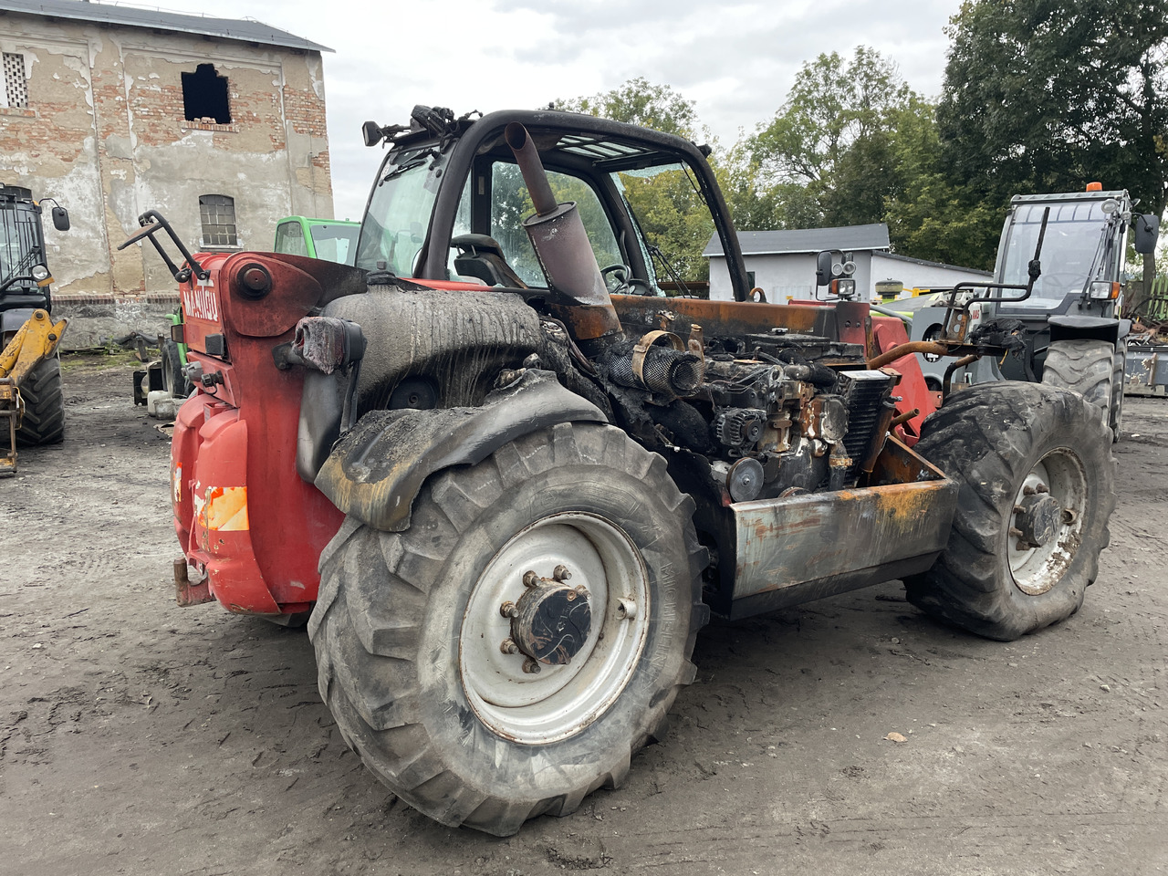 Manitou MLT 634 - koło felga opona - Rim for Agricultural machinery: picture 4 Manitou MLT 634 - koło felga opona - Rim for Agricultural machinery: picture 4