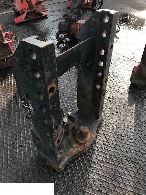 Merlo - Zaczep ~ Płyta Zaczepu Adaptacja Zaczepu - Frame/ Chassis for Telescopic handler: picture 3 Merlo - Zaczep ~ Płyta Zaczepu Adaptacja Zaczepu - Frame/ Chassis for Telescopic handler: picture 3