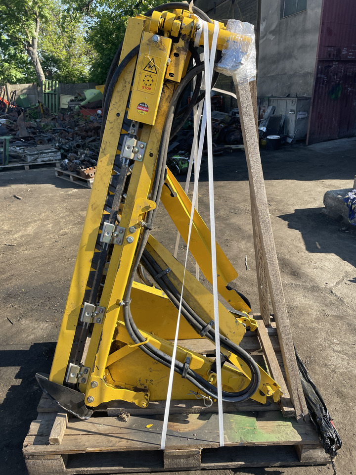 New Holland heder Vario - kosy boczne - Verge mower: picture 1 New Holland heder Vario - kosy boczne - Verge mower: picture 1