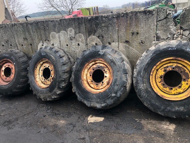 Sanderson , Matbro , Claas Ranger - Felgi 14x20 Koła Felga - Wheel and tire package for Material handling equipment: picture 5 Sanderson , Matbro , Claas Ranger - Felgi 14x20 Koła Felga - Wheel and tire package for Material handling equipment: picture 5