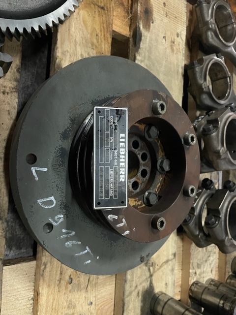 Tłumik Drgań 9177781 Do Silnika Liebherr D916 , D926 - Universal part for Construction machinery: picture 2 Tłumik Drgań 9177781 Do Silnika Liebherr D916 , D926 - Universal part for Construction machinery: picture 2