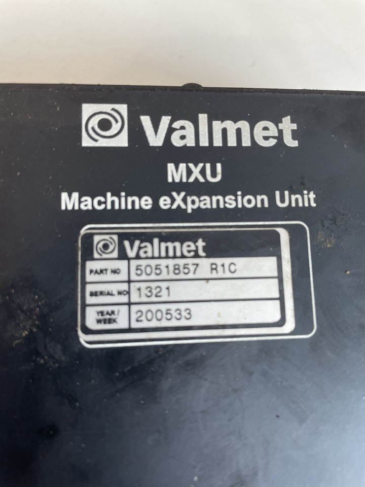 Valmet Komatsu - moduł sterownik - MXU Machine eXpanstion Unit 5051857 - ECU for Forestry harvester: picture 2 Valmet Komatsu - moduł sterownik - MXU Machine eXpanstion Unit 5051857 - ECU for Forestry harvester: picture 2