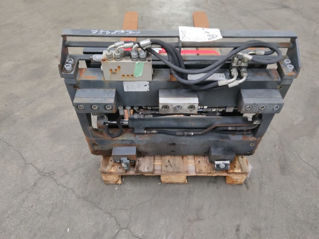 Durwen ZVP25 - Attachment for Material handling equipment: picture 4 Durwen ZVP25 - Attachment for Material handling equipment: picture 4