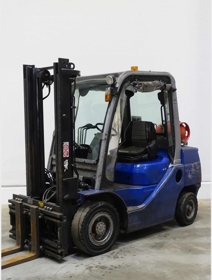 Cesab M325G - LPG forklift: picture 1 Cesab M325G - LPG forklift: picture 1