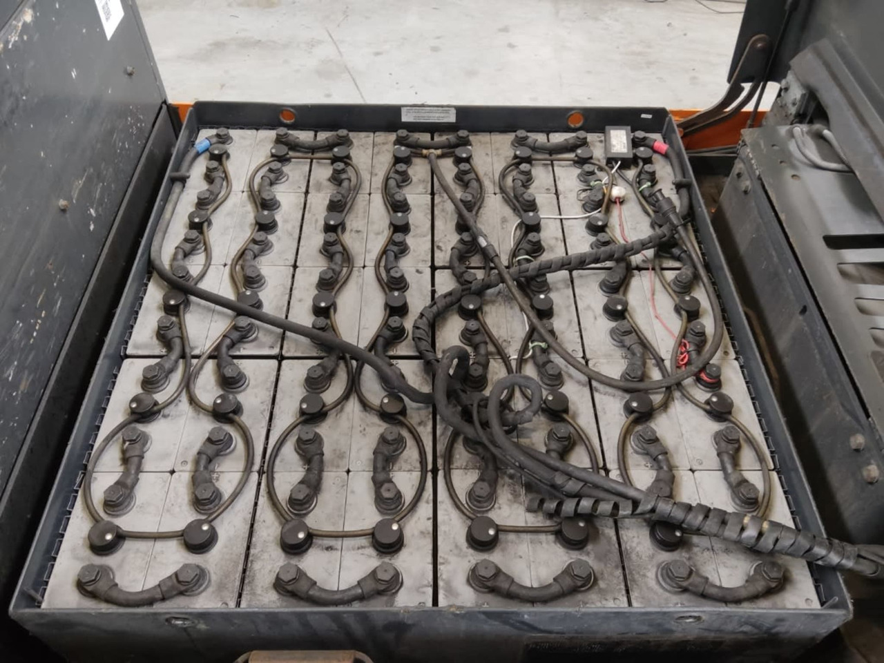 STILL R07-25 - Tow tractor: picture 4 STILL R07-25 - Tow tractor: picture 4