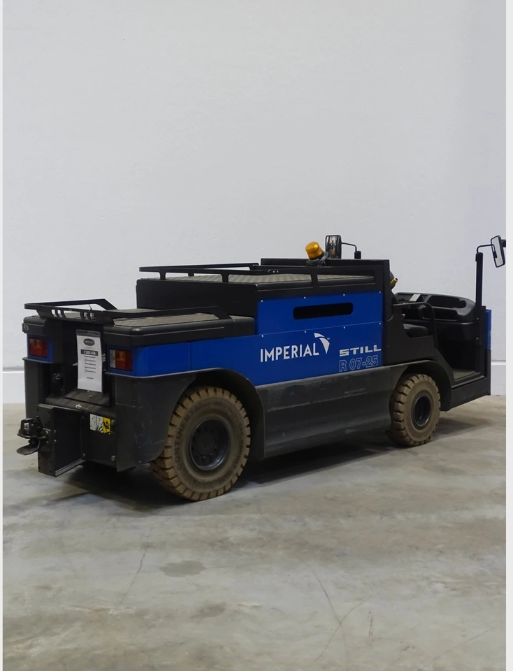 STILL R07-25 - Tow tractor: picture 3 STILL R07-25 - Tow tractor: picture 3