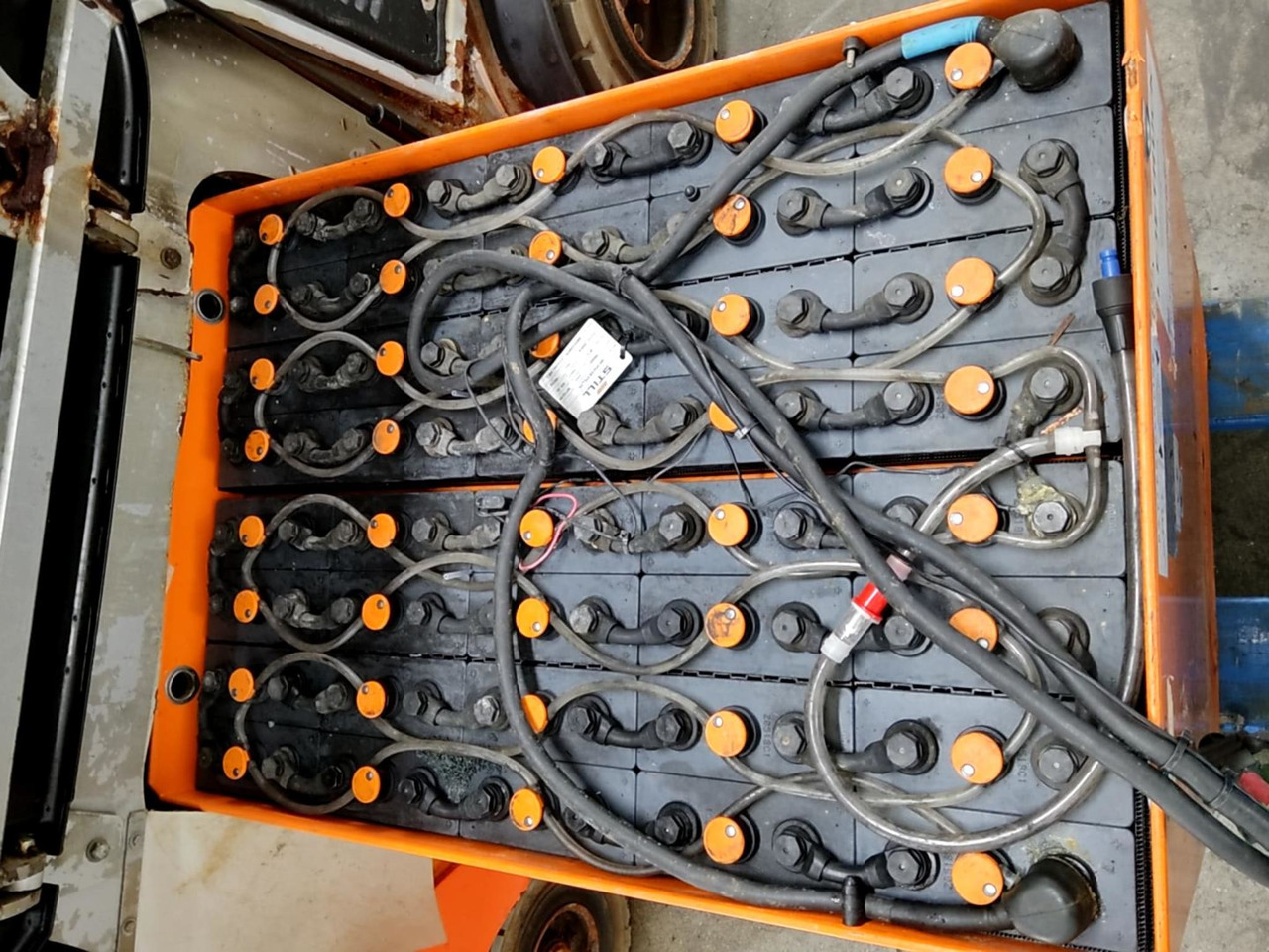 Electric forklift STILL RX60-30: picture 6