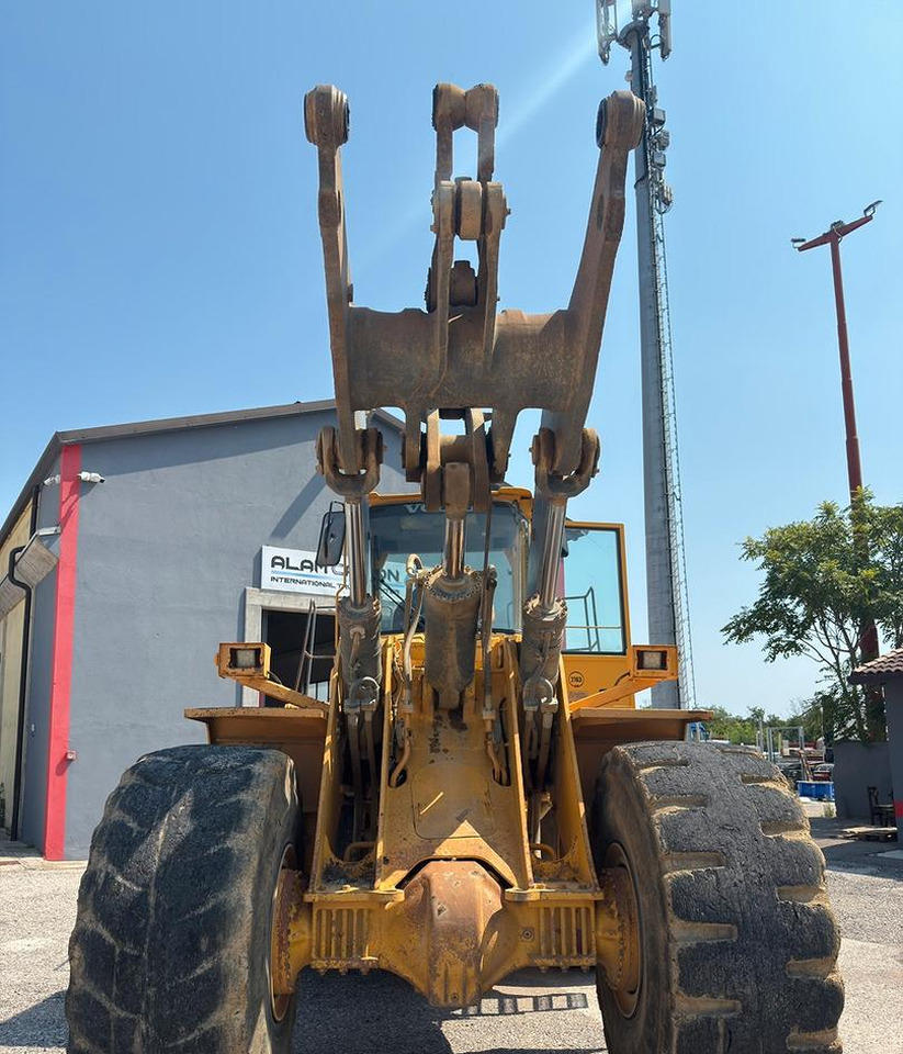 Wheel loader Pala gommata Volvo L 220: picture 8