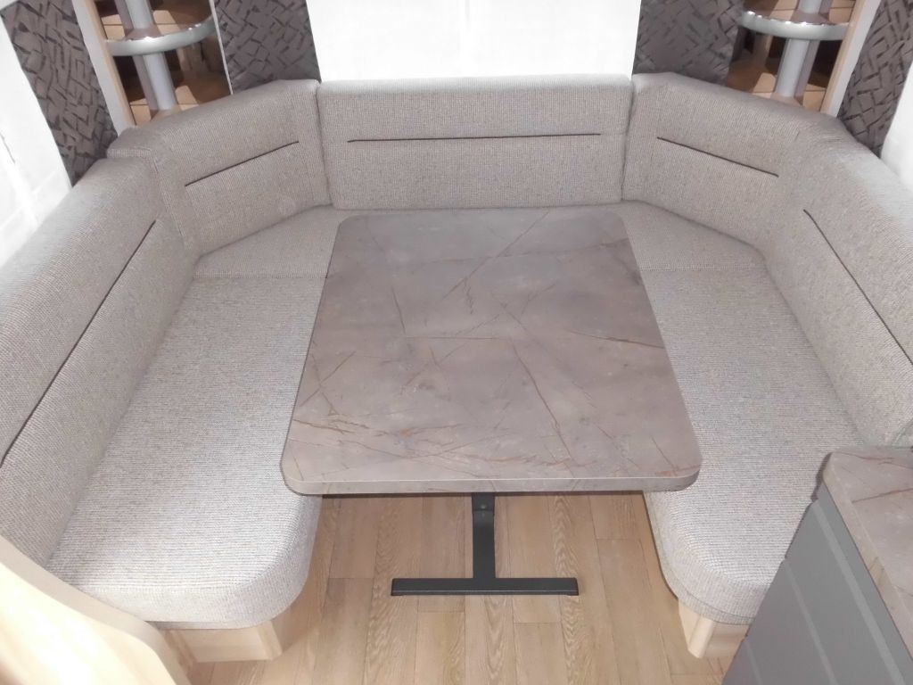 Hobby De Luxe 515 UHL mit Extras, Lagerabverkauf! - Caravan: picture 5 Hobby De Luxe 515 UHL mit Extras, Lagerabverkauf! - Caravan: picture 5