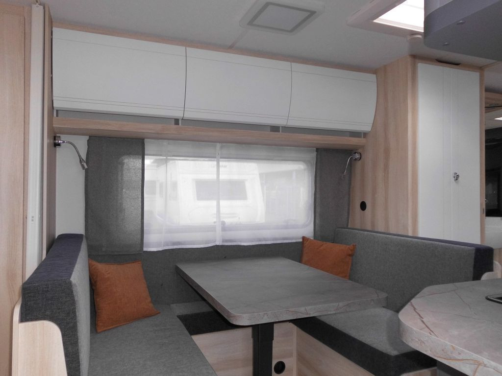 Hobby De Luxe 540 KMFe 2026 GARAGE AUTARK 1800kg. - Caravan: picture 5 Hobby De Luxe 540 KMFe 2026 GARAGE AUTARK 1800kg. - Caravan: picture 5