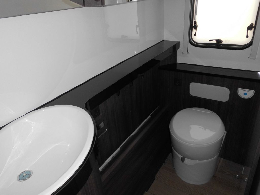 Caravan Hobby Prestige 720 WQC 2026 ALDE + ALDE FBH: picture 13