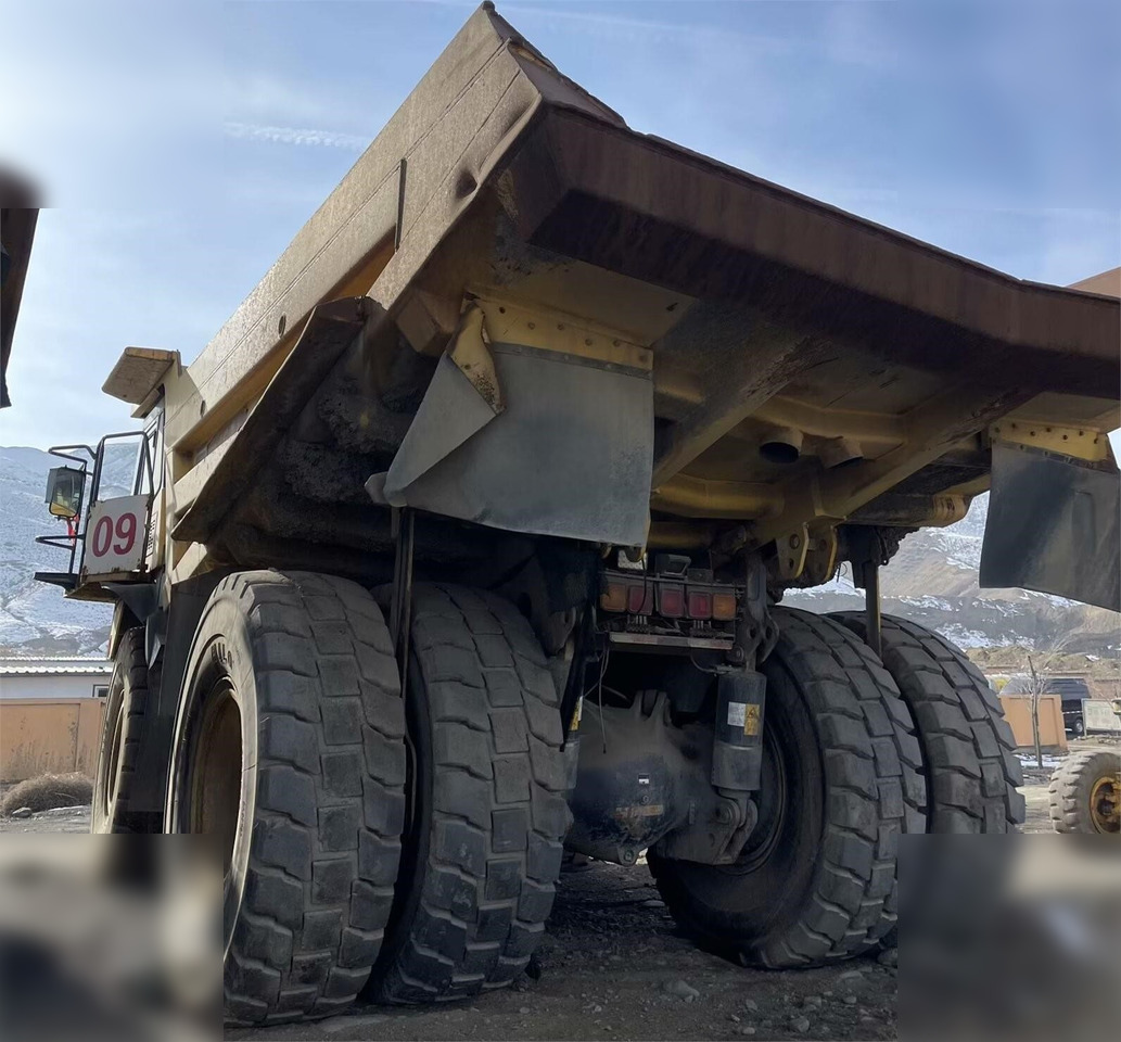 2011 KOMATSU HD465-7 - Rigid dumper/ Rock truck: picture 3 2011 KOMATSU HD465-7 - Rigid dumper/ Rock truck: picture 3