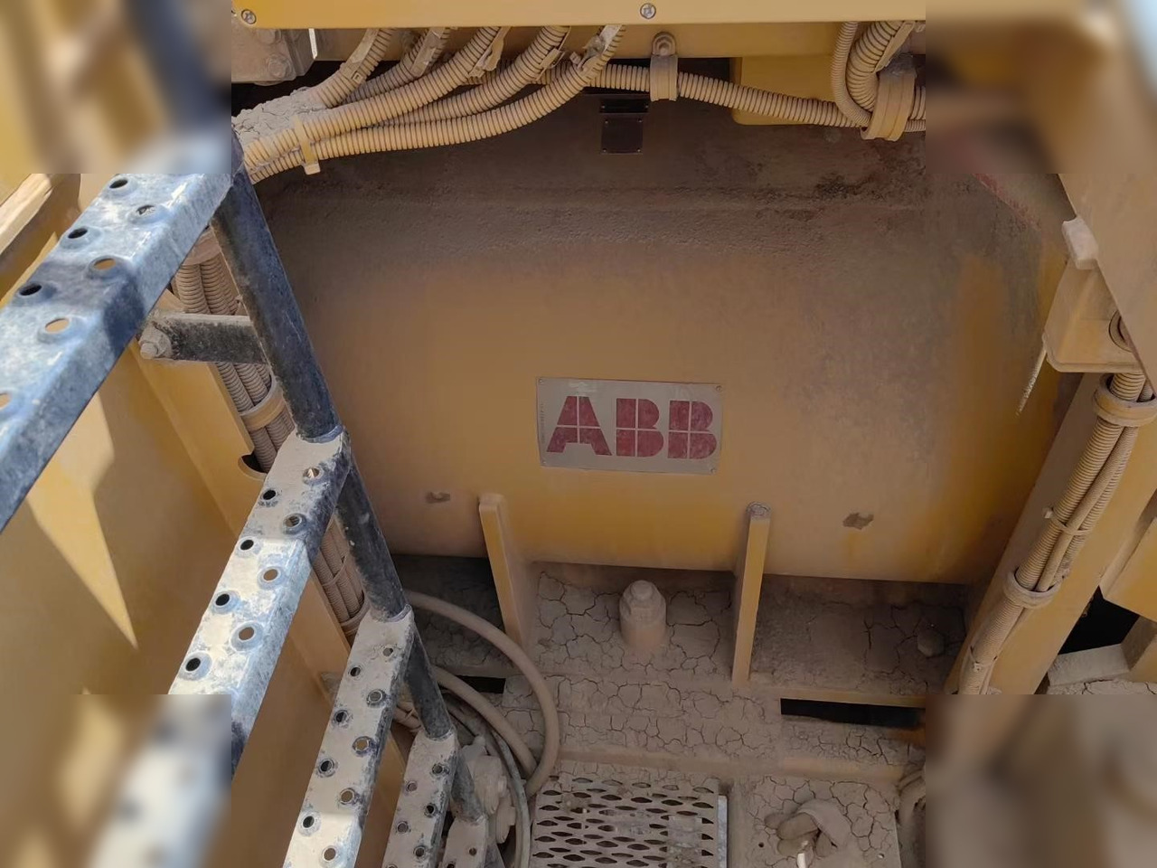 2013 CATERPILLAR 6018ACFS - Crawler excavator: picture 3 2013 CATERPILLAR 6018ACFS - Crawler excavator: picture 3