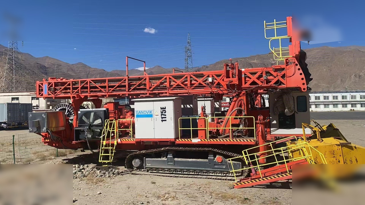 2016 SANDVIK D75KS - Drilling machine: picture 2 2016 SANDVIK D75KS - Drilling machine: picture 2