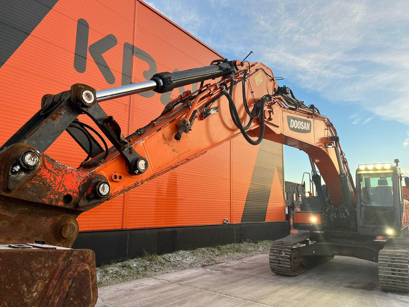 Crawler excavator Doosan DX 340 LC-5 CENTRAL LUBRICATION / AC: picture 12 Crawler excavator Doosan DX 340 LC-5 CENTRAL LUBRICATION / AC: picture 12