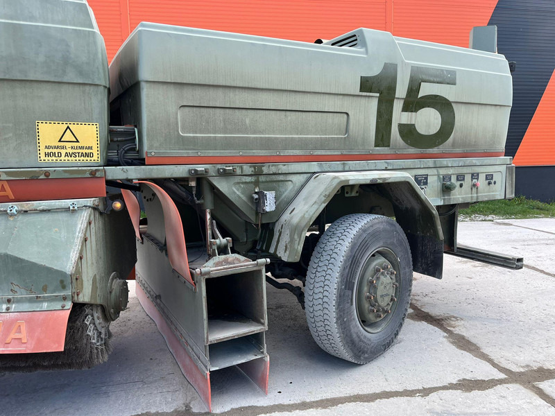 Iveco Fresia F 2000 4x4 SNOW PLOW / BROOM / BLOWER leasing Iveco Fresia F 2000 4x4 SNOW PLOW / BROOM / BLOWER: picture 11