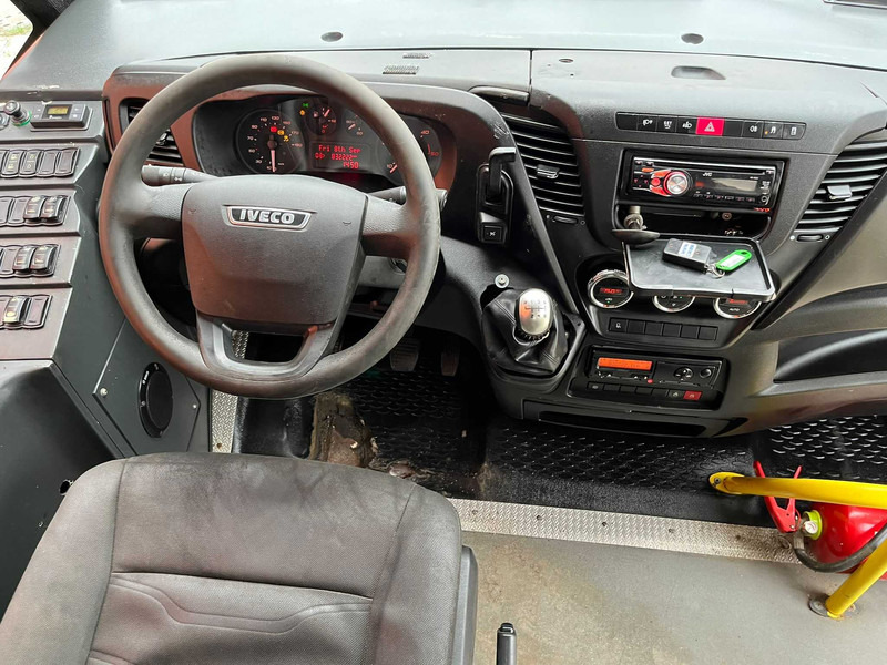 Interior photo 2: Iveco KAPENA THESI 2 PCS AVAILABLE / CNG ! / 27 SEATS + 5 STANDING / AC leasing Iveco KAPENA THESI 2 PCS AVAILABLE / CNG ! / 27 SEATS + 5 STANDING / AC