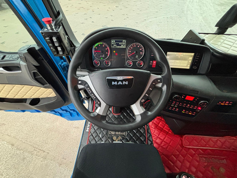 Tipper MAN TGX 35.480 8x4*4 BOX L=6900 mm: picture 17 Tipper MAN TGX 35.480 8x4*4 BOX L=6900 mm: picture 17