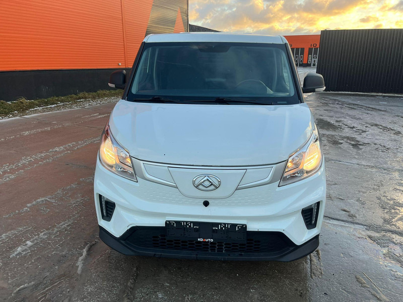 Maxus E-Deliver 3 NEOS 100 / BOX L=2400 mm - Refrigerated delivery van, Electric van: picture 3 Maxus E-Deliver 3 NEOS 100 / BOX L=2400 mm - Refrigerated delivery van, Electric van: picture 3