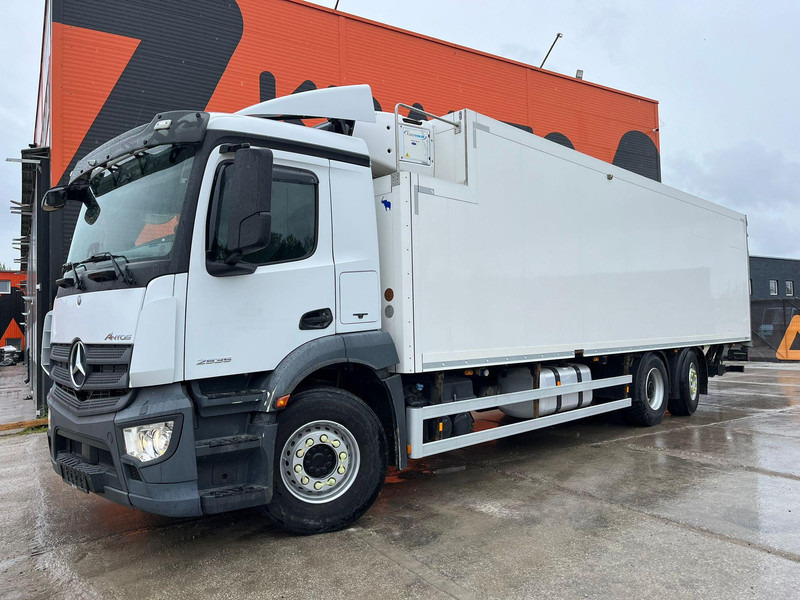 Mercedes-Benz Antos 2535 6x2*4 SUPRA 850 / BOX L=9461 mm - Refrigerator truck: picture 2 Mercedes-Benz Antos 2535 6x2*4 SUPRA 850 / BOX L=9461 mm - Refrigerator truck: picture 2