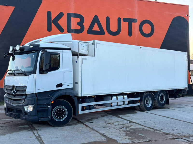 Mercedes-Benz Antos 2545 6x2*4 SUPRA 850 / BOX L=9489 mm / LOW MILEAGE ! - Refrigerator truck: picture 1 Mercedes-Benz Antos 2545 6x2*4 SUPRA 850 / BOX L=9489 mm / LOW MILEAGE ! - Refrigerator truck: picture 1