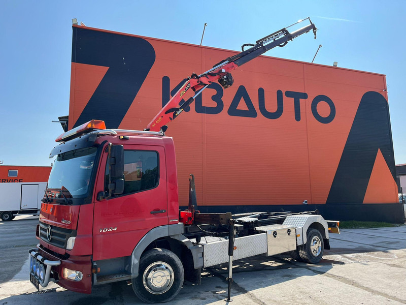 Mercedes-Benz Atego 1024 4x2 PK4100 + WINCH / HOOK LIFT L=3900 mm - Hook lift truck, Crane truck: picture 1 Mercedes-Benz Atego 1024 4x2 PK4100 + WINCH / HOOK LIFT L=3900 mm - Hook lift truck, Crane truck: picture 1