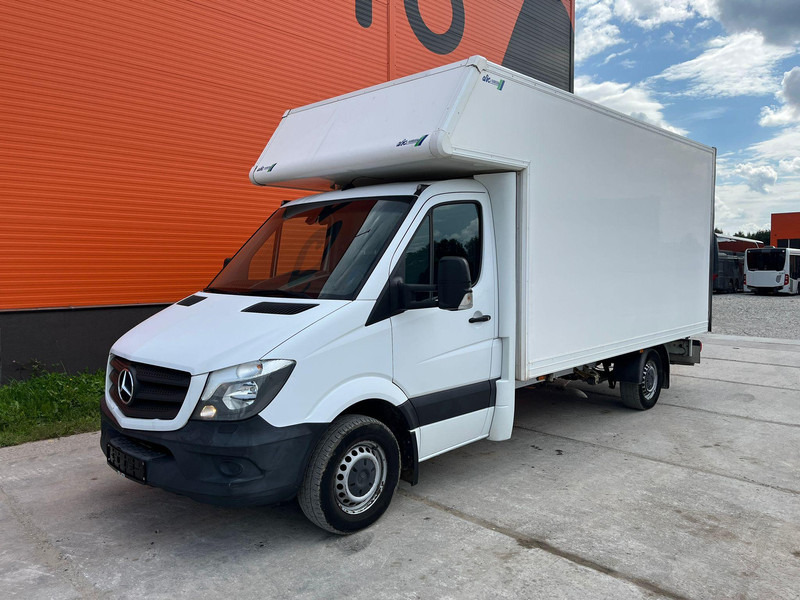 Mercedes-Benz Sprinter 316 CDI LIFT / WEBASTO / AC - Closed box van: picture 2 Mercedes-Benz Sprinter 316 CDI LIFT / WEBASTO / AC - Closed box van: picture 2