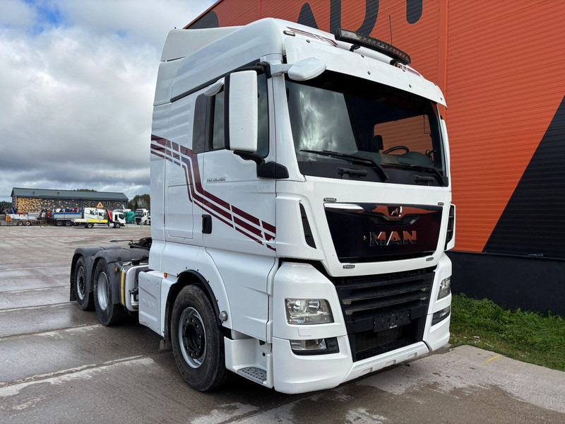 MAN TGX 26.500 6x2 ADR / HYDRAULICS / INTARDER - Tractor truck: picture 4 MAN TGX 26.500 6x2 ADR / HYDRAULICS / INTARDER - Tractor truck: picture 4