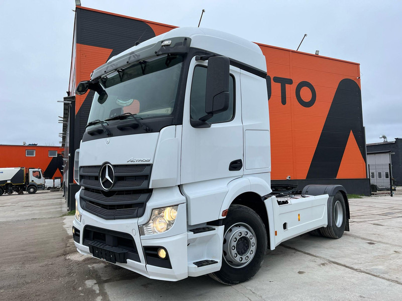 Mercedes-Benz Actros 1842 4x2 STREAM SPACE / RETARDER - Tractor truck: picture 2 Mercedes-Benz Actros 1842 4x2 STREAM SPACE / RETARDER - Tractor truck: picture 2