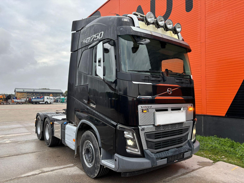 Volvo FH 16 750 6x4 GCW 90 ton / RETARDER - Tractor truck: picture 4 Volvo FH 16 750 6x4 GCW 90 ton / RETARDER - Tractor truck: picture 4