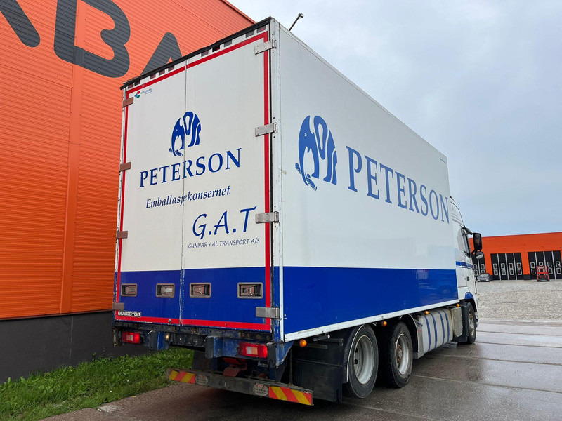 Volvo FH 16 700 6x2 GLOBE XXL / RETARDER / BIG AXLE - Box truck: picture 5 Volvo FH 16 700 6x2 GLOBE XXL / RETARDER / BIG AXLE - Box truck: picture 5